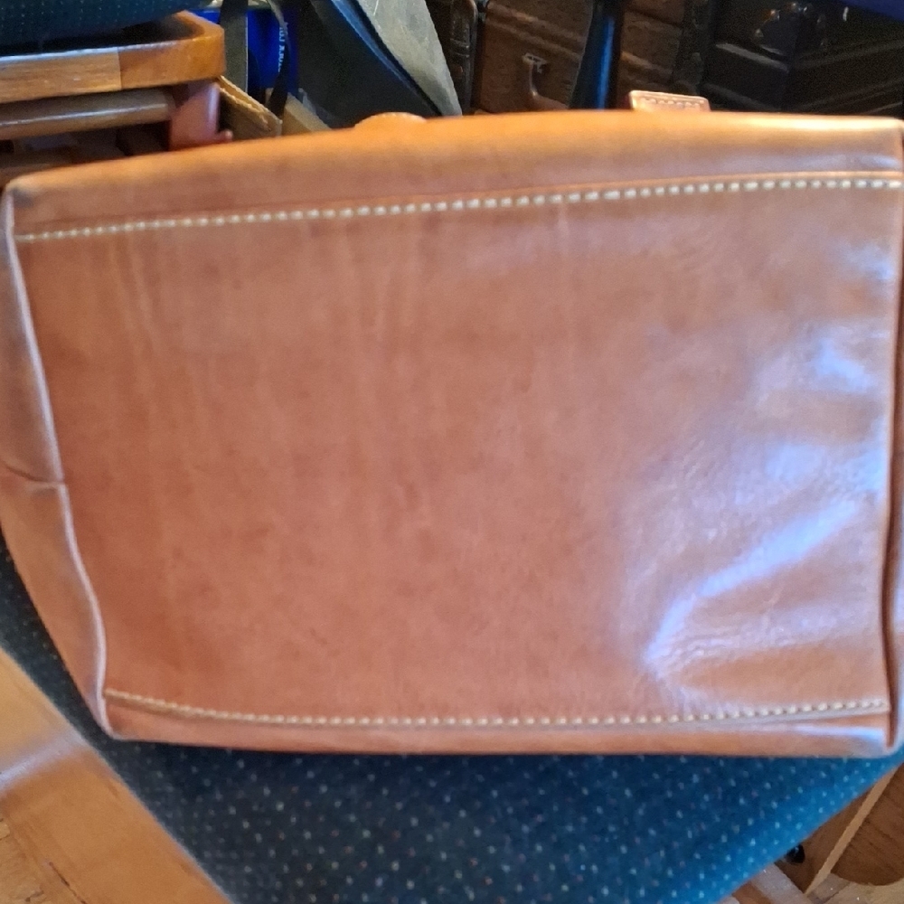 Dooney & Bourke Tan Leather Shoulder Bag - Picture 11 of 17